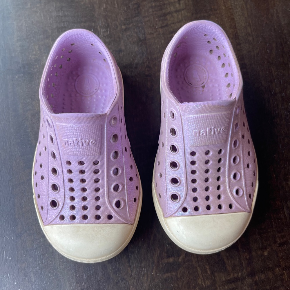 COPY - Native Kids Shoes - Purple metallic